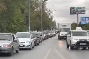 Волгоградцы жалуются на пробки из-за островков на улице Хиросимы